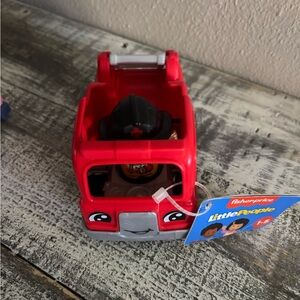 Fisher-Price Red Little People Toy Fire Engine with Smiling Face